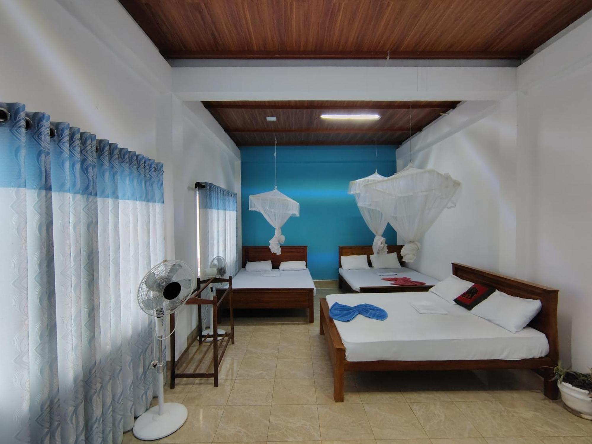 Bungalow Resort - 锡吉里亚 外观 照片